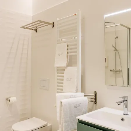 Lux Guest House, Qi In Centro