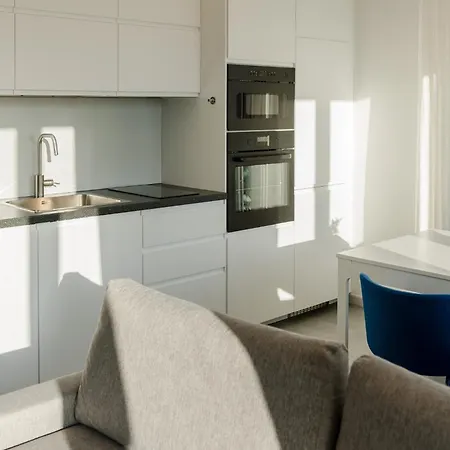 Lux Guest House, Qi In Centro *